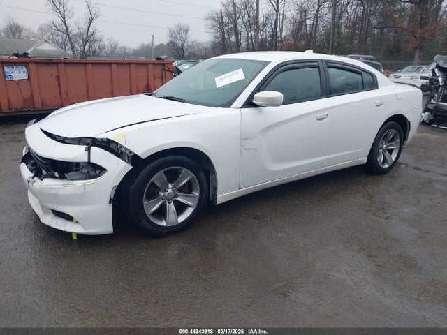 2015 Dodge Charger Sxt მანქანა იყიდება აუქციონზე, vin: 2C3CDXHG7FH814800, აუქციონის ნომერი: 44343918