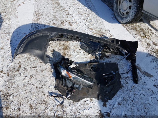 JM1BPAJM8S1786574 Mazda Mazda3 2.5 S