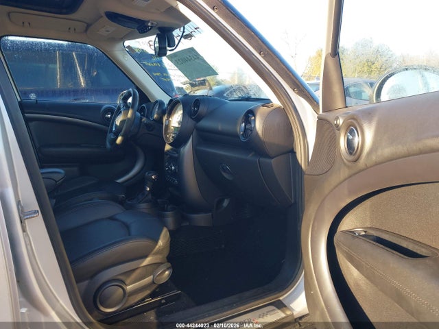 2014 MINI COUNTRYMAN WMWZC5C56EWP35294 Photo 4
