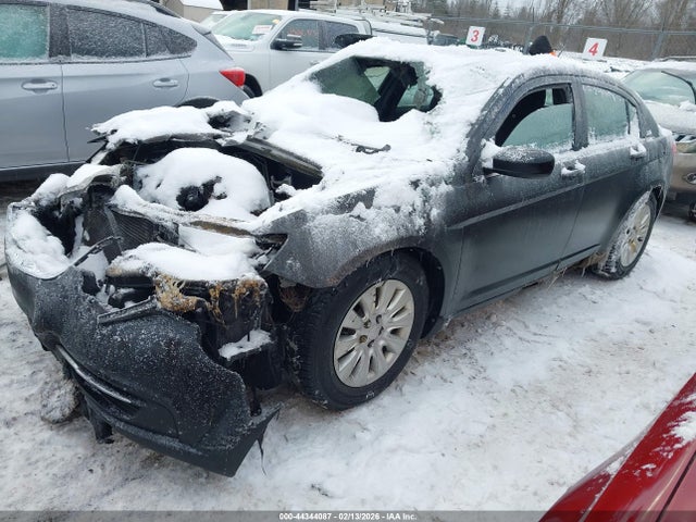44344087 :رقم المزاد ، 1C3CCBAB2CN330735 vin ، 2012 Chrysler 200 Lx مزاد بيع