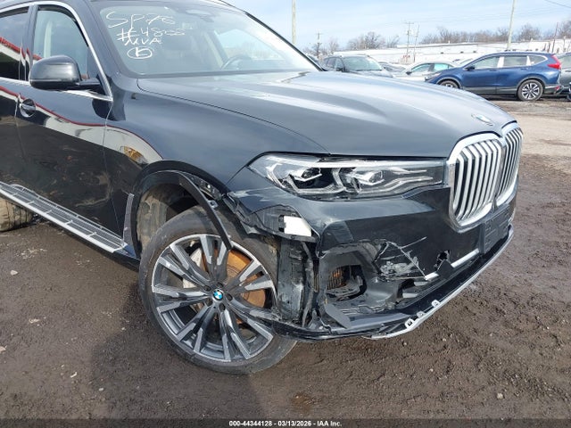 2022 BMW X7 5UXCW2C06N9J52790 Photo 5