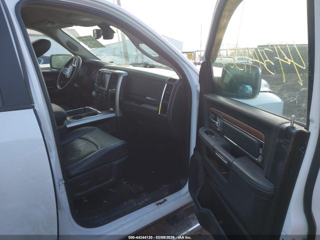 Продажа на аукционе авто 2018 Ram 1500 Laramie  4x4 6'4 Box, vin: 1C6RR7VT4JS111379, номер лота: 44344130
