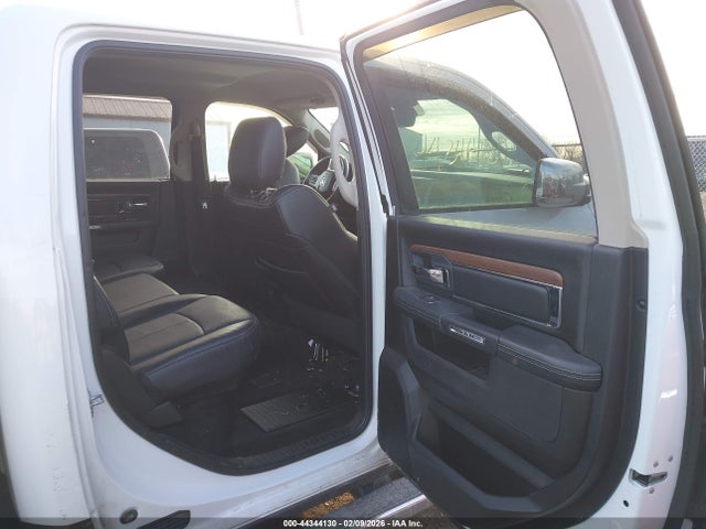 Продажа на аукционе авто 2018 Ram 1500 Laramie  4x4 6'4 Box, vin: 1C6RR7VT4JS111379, номер лота: 44344130