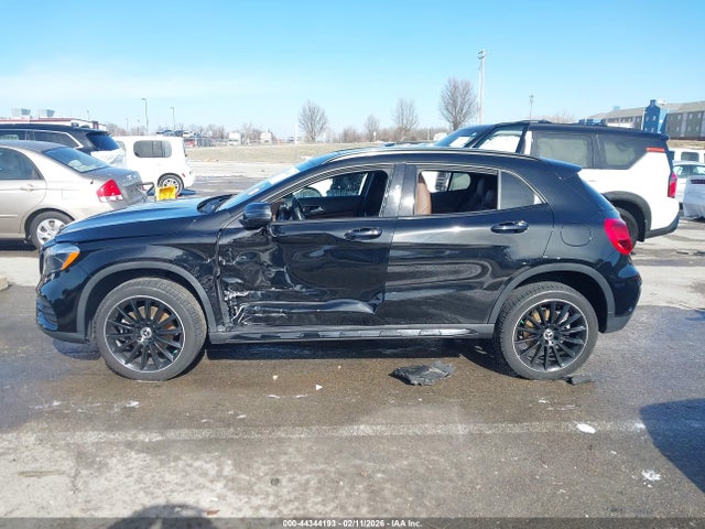 Aukcja sprzedaży 2020 Mercedes-benz Gla 250 4matic, vin: W1NTG4GB2LJ700052, numer aukcji: 44344193