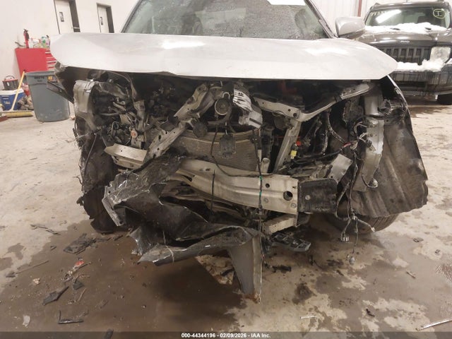 2024 Toyota Rav4 Xle მანქანა იყიდება აუქციონზე, vin: 2T3P1RFV4RW471970, აუქციონის ნომერი: 44344196