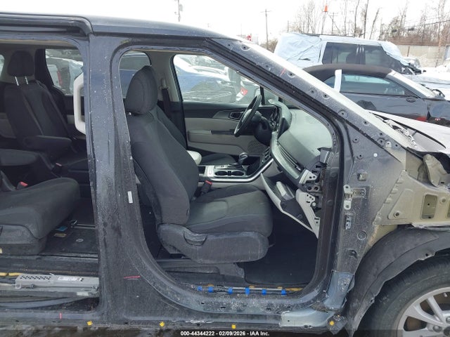 2022 KIA CARNIVAL MPV KNDNB4H39N6131969 Photo 4