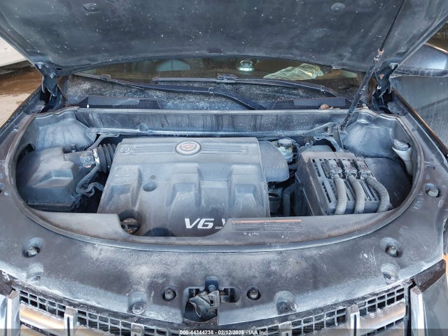 44344238 :رقم المزاد ، 3GYFNAE37FS551641 vin ، 2015 Cadillac Srx Standard مزاد بيع
