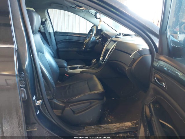 44344238 :رقم المزاد ، 3GYFNAE37FS551641 vin ، 2015 Cadillac Srx Standard مزاد بيع