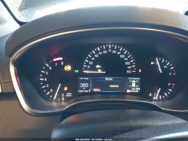 44344238 :رقم المزاد ، 3GYFNAE37FS551641 vin ، 2015 Cadillac Srx Standard مزاد بيع