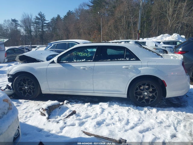 Продаж на аукціоні авто 2019 Chrysler 300 300s Awd, vin: 2C3CCAGG0KH747291, номер лоту: 44344245