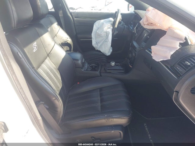 Продаж на аукціоні авто 2019 Chrysler 300 300s Awd, vin: 2C3CCAGG0KH747291, номер лоту: 44344245