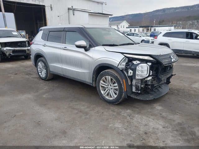 2022 MITSUBISHI OUTLANDER JA4J4TA89NZ018170 Photo 0