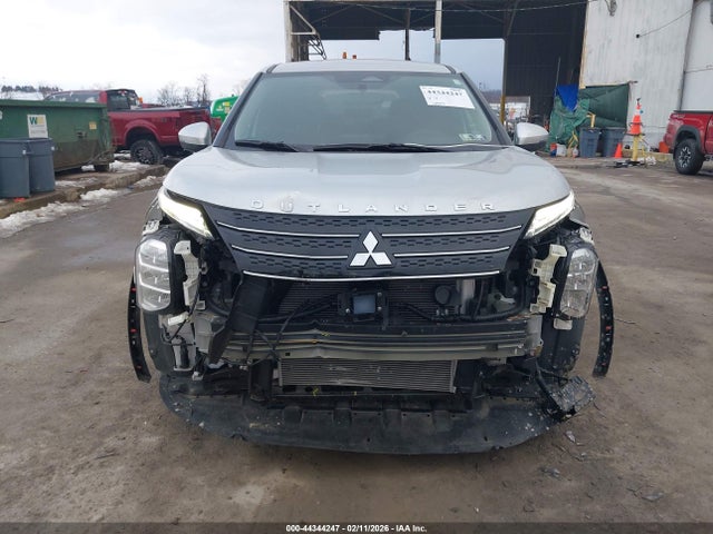 2022 MITSUBISHI OUTLANDER JA4J4TA89NZ018170 Photo 5