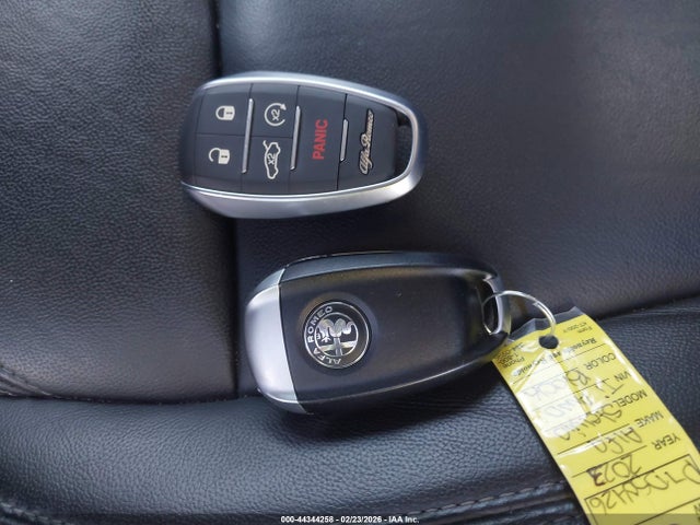 2023 ALFA ROMEO STELVIO ZASPAKBN5P7D50426 Photo 10