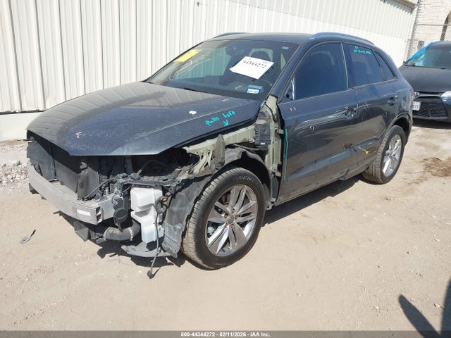 2018 AUDI Q3 WA1ECCFS6JR021370 Photo 1