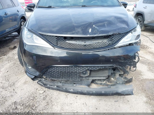 2019 Chrysler Pacifica Limited მანქანა იყიდება აუქციონზე, vin: 2C4RC1GG4KR681389, აუქციონის ნომერი: 44344333