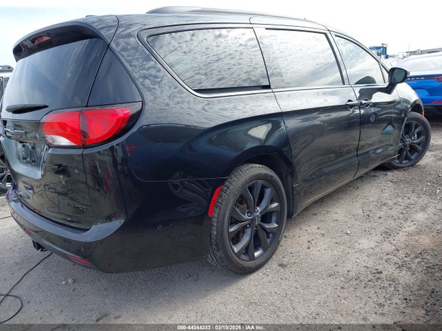 2019 Chrysler Pacifica Limited მანქანა იყიდება აუქციონზე, vin: 2C4RC1GG4KR681389, აუქციონის ნომერი: 44344333