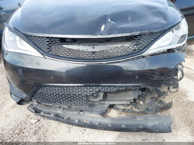 2019 Chrysler Pacifica Limited მანქანა იყიდება აუქციონზე, vin: 2C4RC1GG4KR681389, აუქციონის ნომერი: 44344333