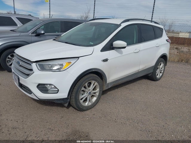 1FMCU9GD7JUD08853 Ford ESCAPE SE