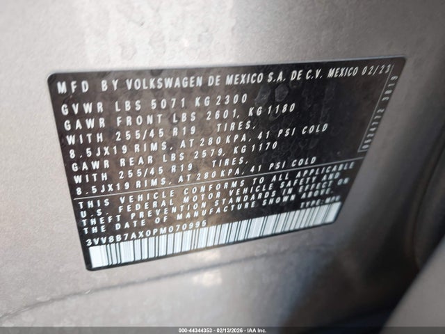2023 VOLKSWAGEN TIGUAN 3VV8B7AX0PM070995 Photo 8