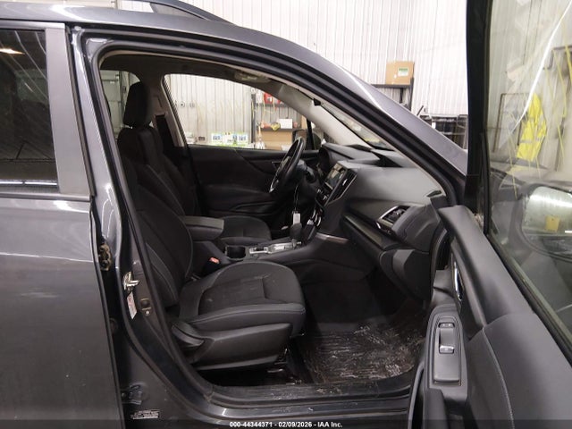 2020 Subaru Forester Premium მანქანა იყიდება აუქციონზე, vin: JF2SKAJC2LH499800, აუქციონის ნომერი: 44344371