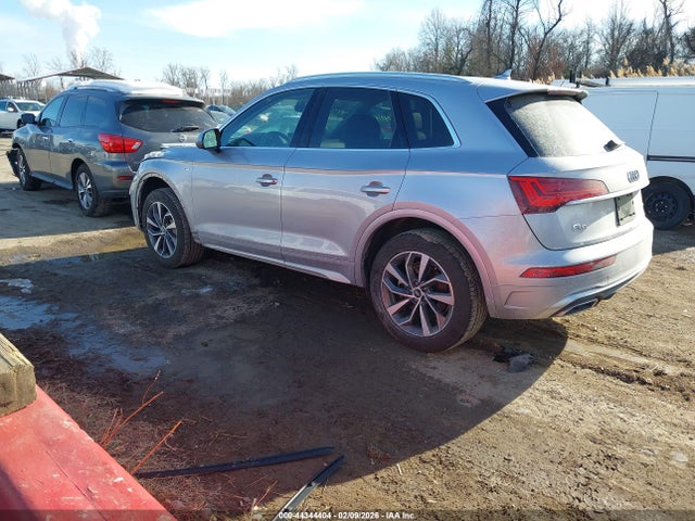 2022 AUDI Q5 WA1EAAFY7N2017843 Photo 2
