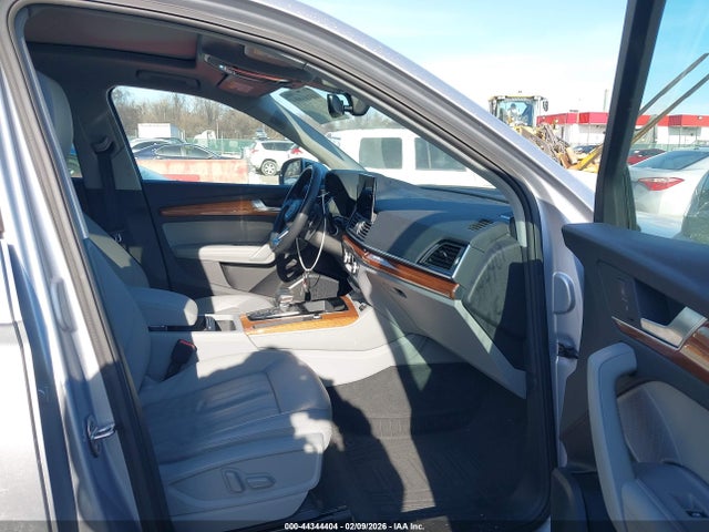 2022 AUDI Q5 WA1EAAFY7N2017843 Photo 4