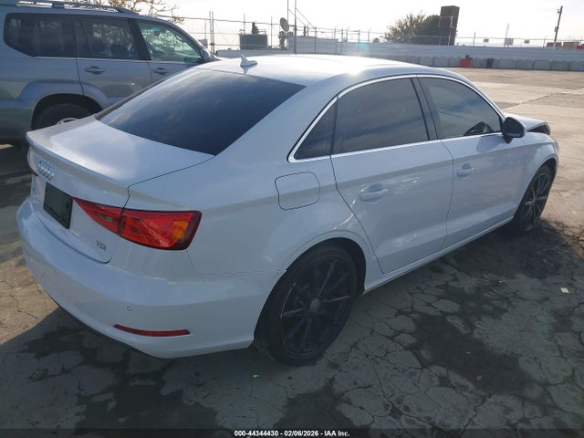 2015 AUDI A3 WAUCJGFF8F1075222 Photo 3