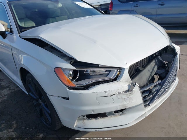 2015 AUDI A3 WAUCJGFF8F1075222 Photo 5