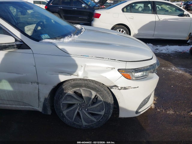 19XZE4F98ME005319 Honda Insight Touring