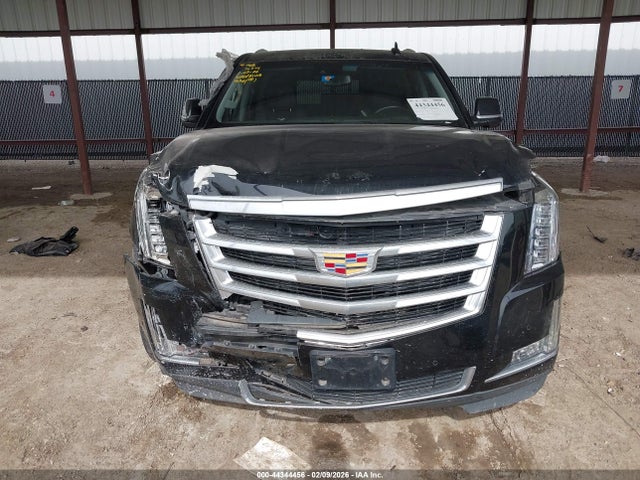 44344456 :رقم المزاد ، 1GYS3HKJXLR151300 vin ، 2020 Cadillac Escalade Esv 2wd Luxury مزاد بيع