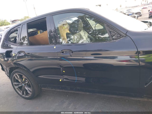 BMW X3 M40i 2018 5UXTS3C58J0Y96225 Image 14