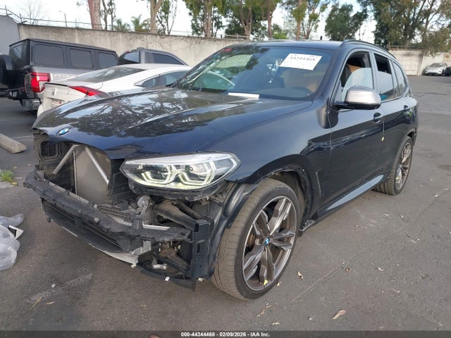 BMW X3 M40i 2018 5UXTS3C58J0Y96225 Image 2