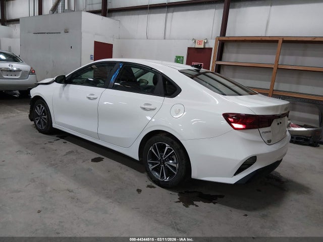 KIA Forte Lxs 2023 3KPF24AD2PE579409 Image 3