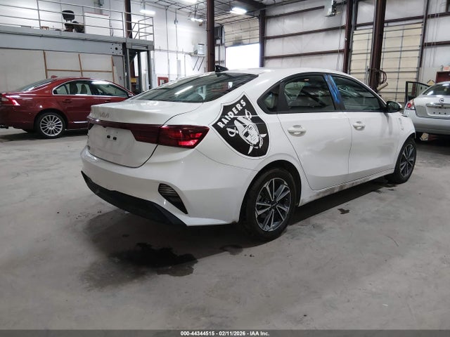 KIA Forte Lxs 2023 3KPF24AD2PE579409 Image 4