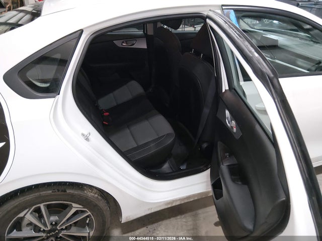 KIA Forte Lxs 2023 3KPF24AD2PE579409 Image 8
