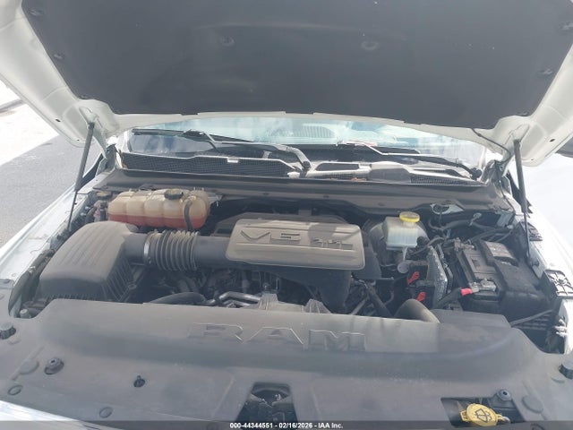 2022 Ram 1500 Big Horn  4x2 5'7 Box მანქანა იყიდება აუქციონზე, vin: 1C6RREFG9NN326153, აუქციონის ნომერი: 44344551