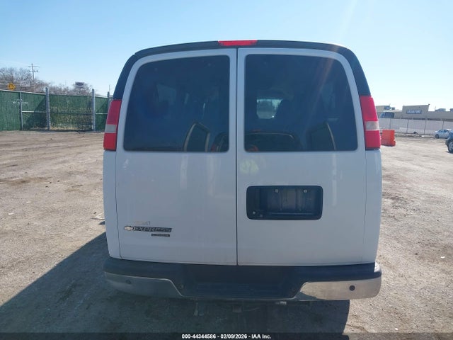 1GAZGPFG4G1238043 Chevrolet Express 3500 Lt