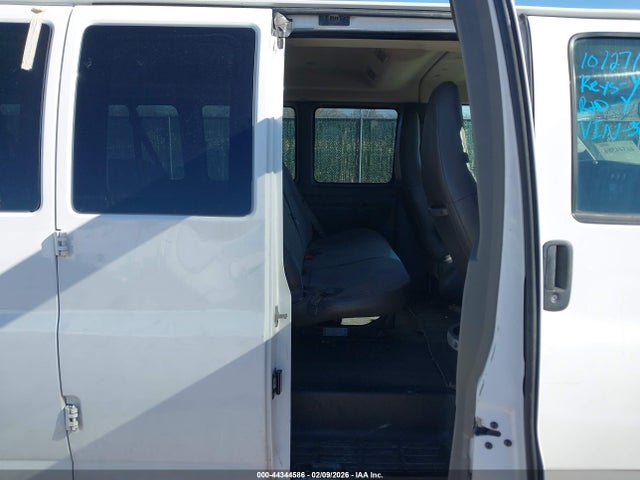 1GAZGPFG4G1238043 Chevrolet Express 3500 Lt