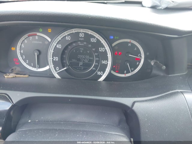 44344620 :رقم المزاد ، 1HGCR2F3XHA205767 vin ، 2017 Honda Accord Lx مزاد بيع