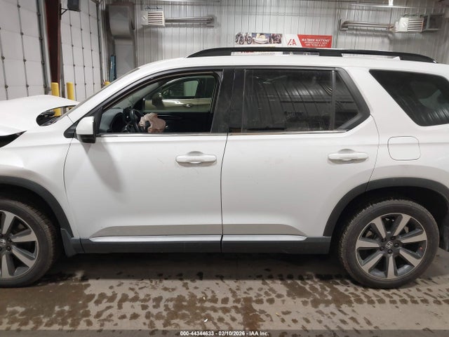 44344633 :رقم المزاد ، 5FNYG1H70SB004382 vin ، 2025 Honda Pilot Touring مزاد بيع
