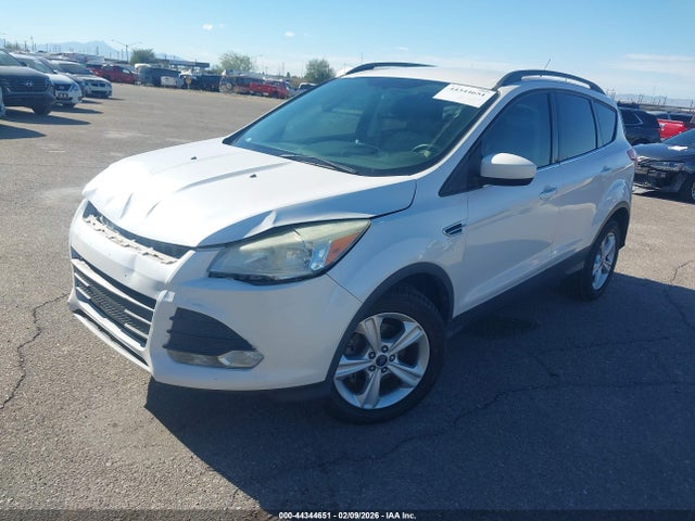 1FMCU0GX5EUA39120 Ford ESCAPE SE