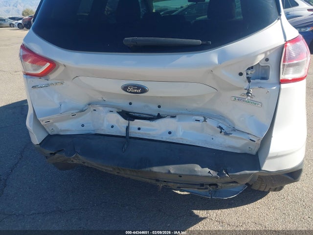 1FMCU0GX5EUA39120 Ford ESCAPE SE