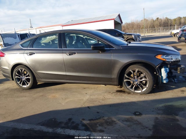 44344670 :رقم المزاد ، 3FA6P0HD3JR222889 vin ، 2018 Ford Fusion Se مزاد بيع
