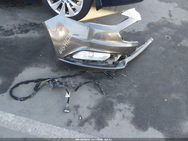 44344670 :رقم المزاد ، 3FA6P0HD3JR222889 vin ، 2018 Ford Fusion Se مزاد بيع