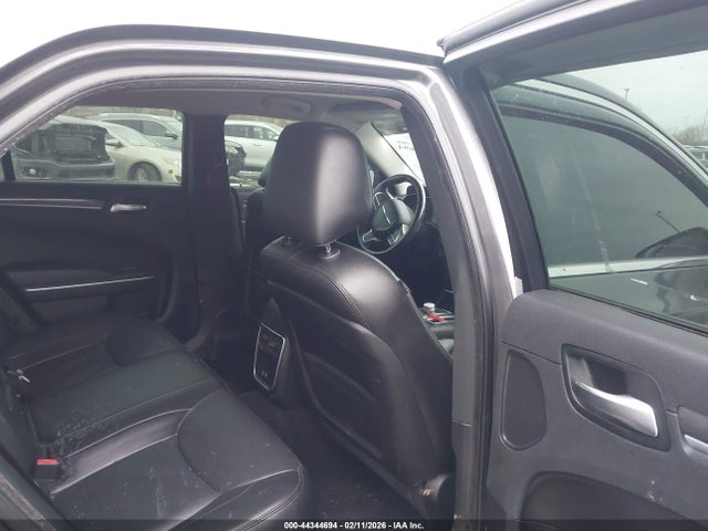 44344694 :رقم المزاد ، 2C3CCARG4KH548953 vin ، 2019 Chrysler 300 Touring L Awd مزاد بيع