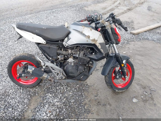 Cfmoto Papio 2022 LCEPBJL41N6005306 Image 8