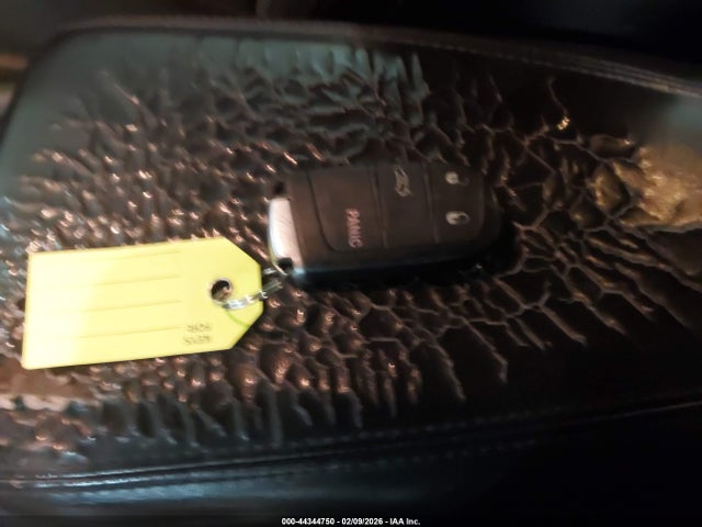 Продажа на аукционе авто 2015 Chrysler 200 C, vin: 1C3CCCEG9FN610720, номер лота: 44344750
