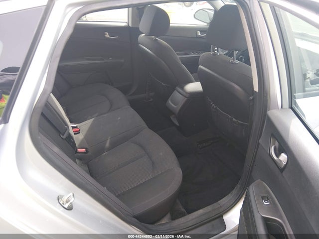5XXGT4L38JG267342 KIA Optima Lx
