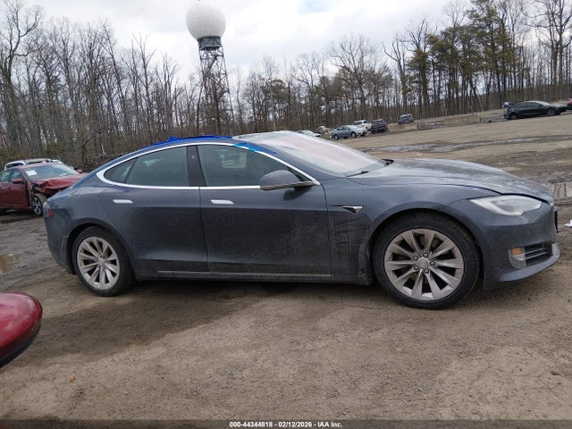 Tesla Model S 100d/75d/p100d 2018 5YJSA1E27JF273977 Image 13